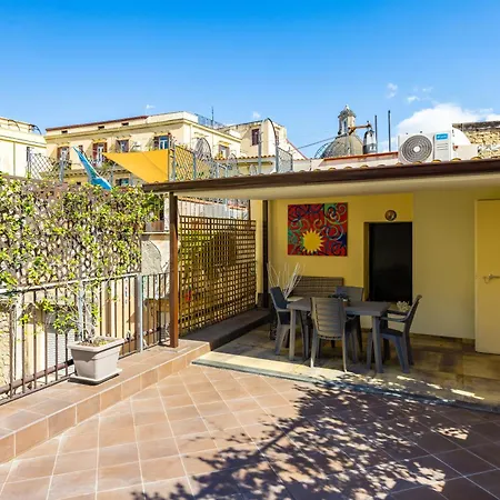 Golden Terrace At Historical Center By Napoliapartments-3